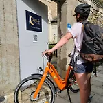Panzió Confidences Escale A 4*